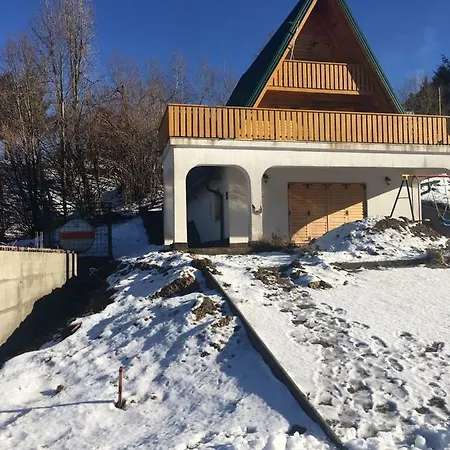 House With Pool And Sauna Vikendica